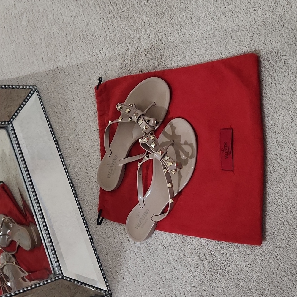 Valentino Rockstud Flip Flops & Original Dustbag